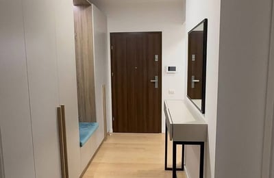 Rental of a comfortable 2-room apartment, 100 m², Constanța, Romania